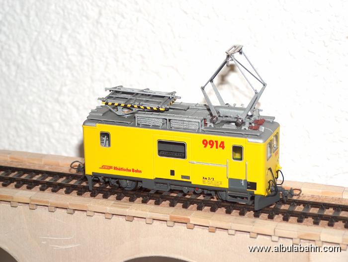 HPIM4743.JPG - Fahrleitungszug auf dem Lehnenviadukt.