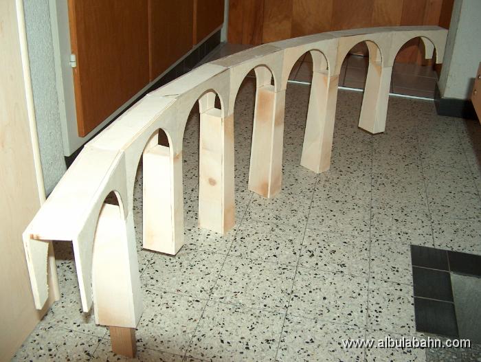 HPIM5877.JPG - Rohbau Schmittentobelviadukt.