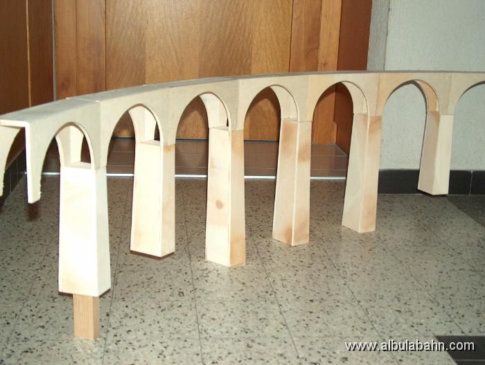 HPIM5880.JPG - Rohbau Schmittentobelviadukt.