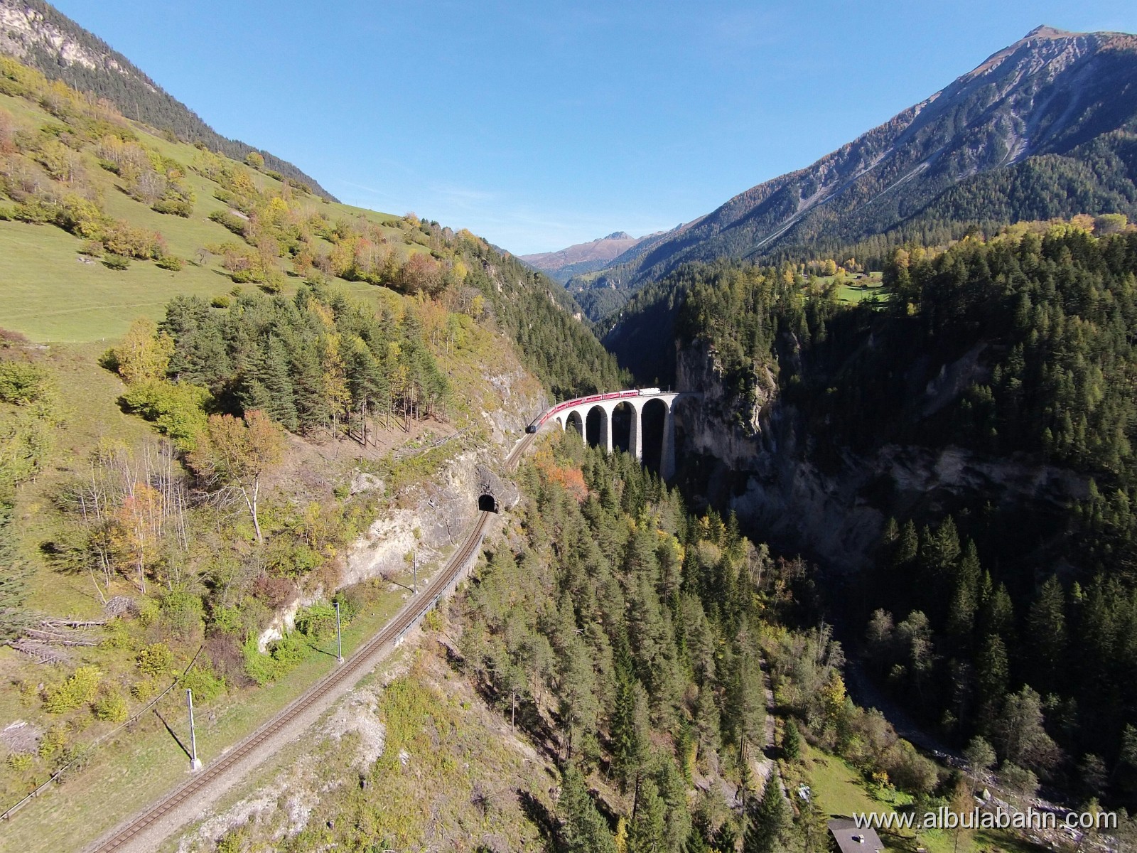 D2014Oct18125858DJI00162.JPG - Landwasserviadukt