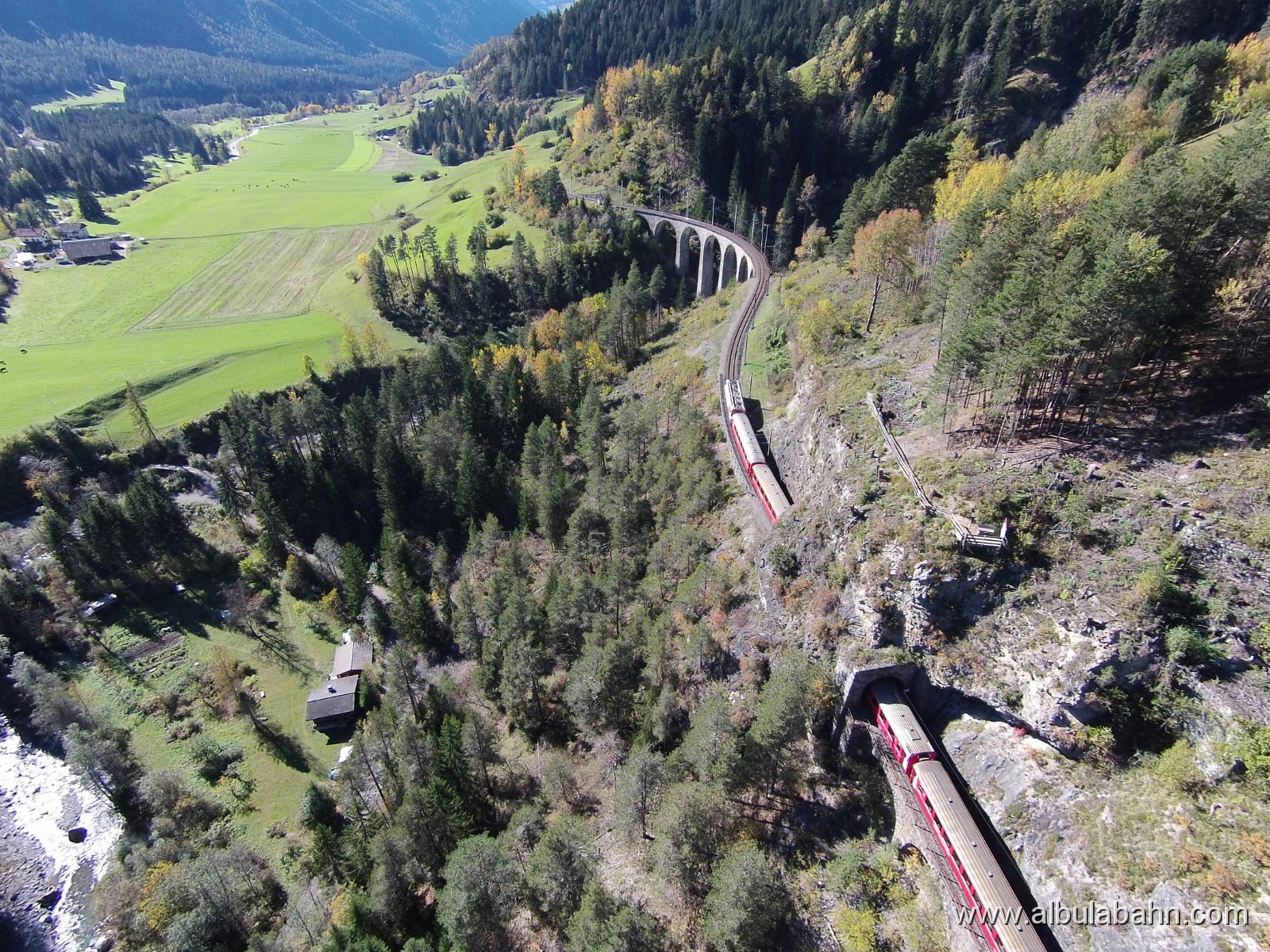 D2014Oct18140404DJI00191.JPG - Schmittentobelviaudukt