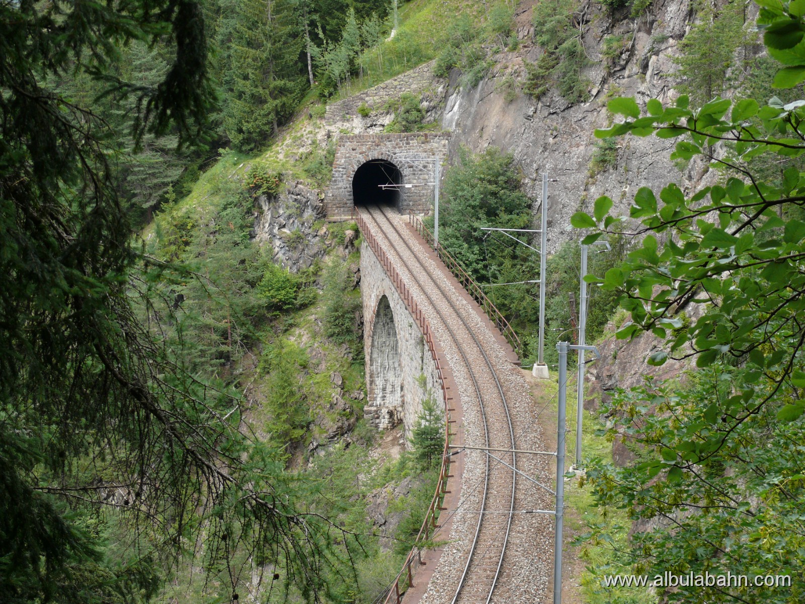P1030077.JPG - Stulsertobelviadukt
