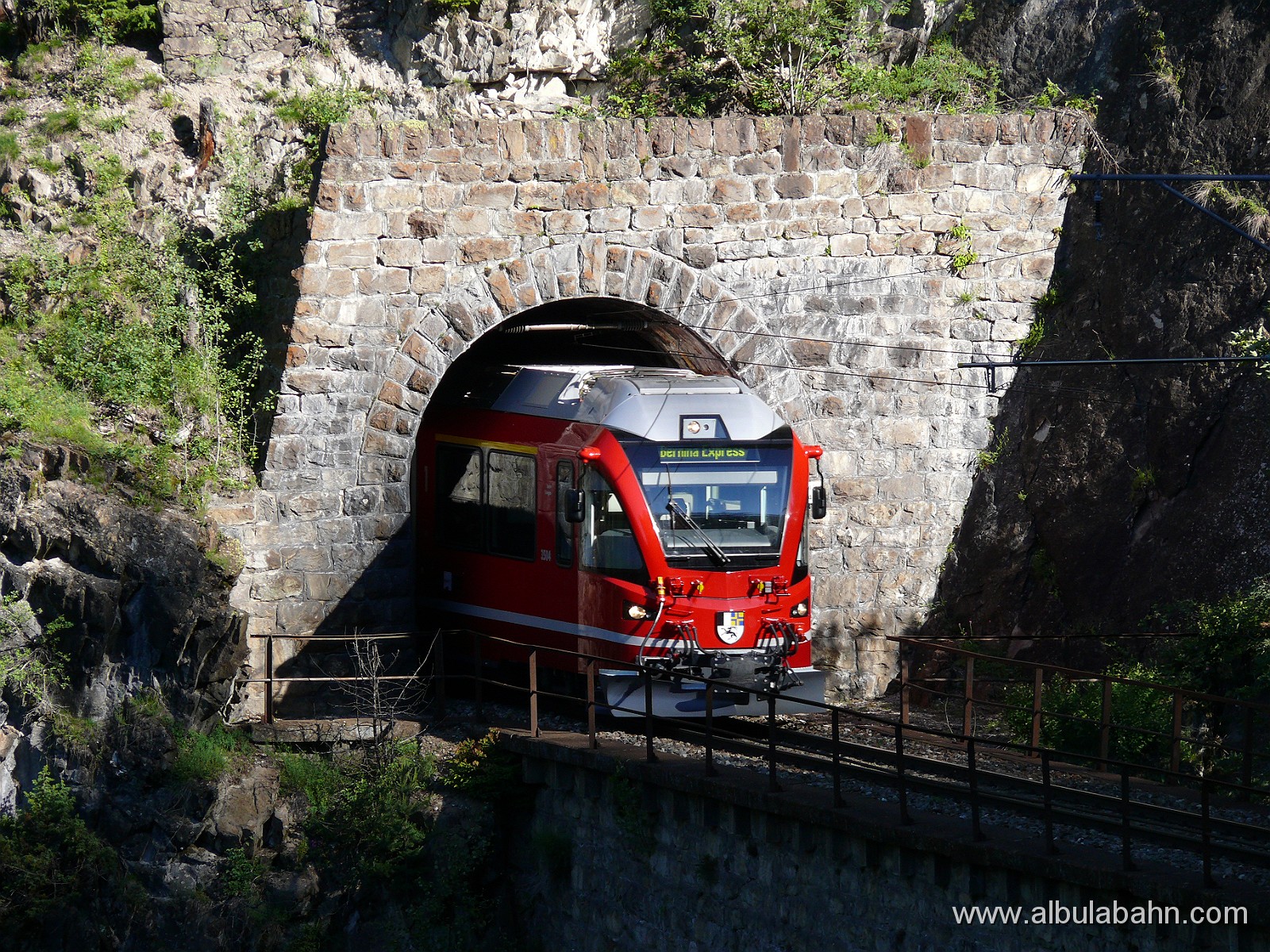 P1050469.JPG - Stulsertobelviadukt