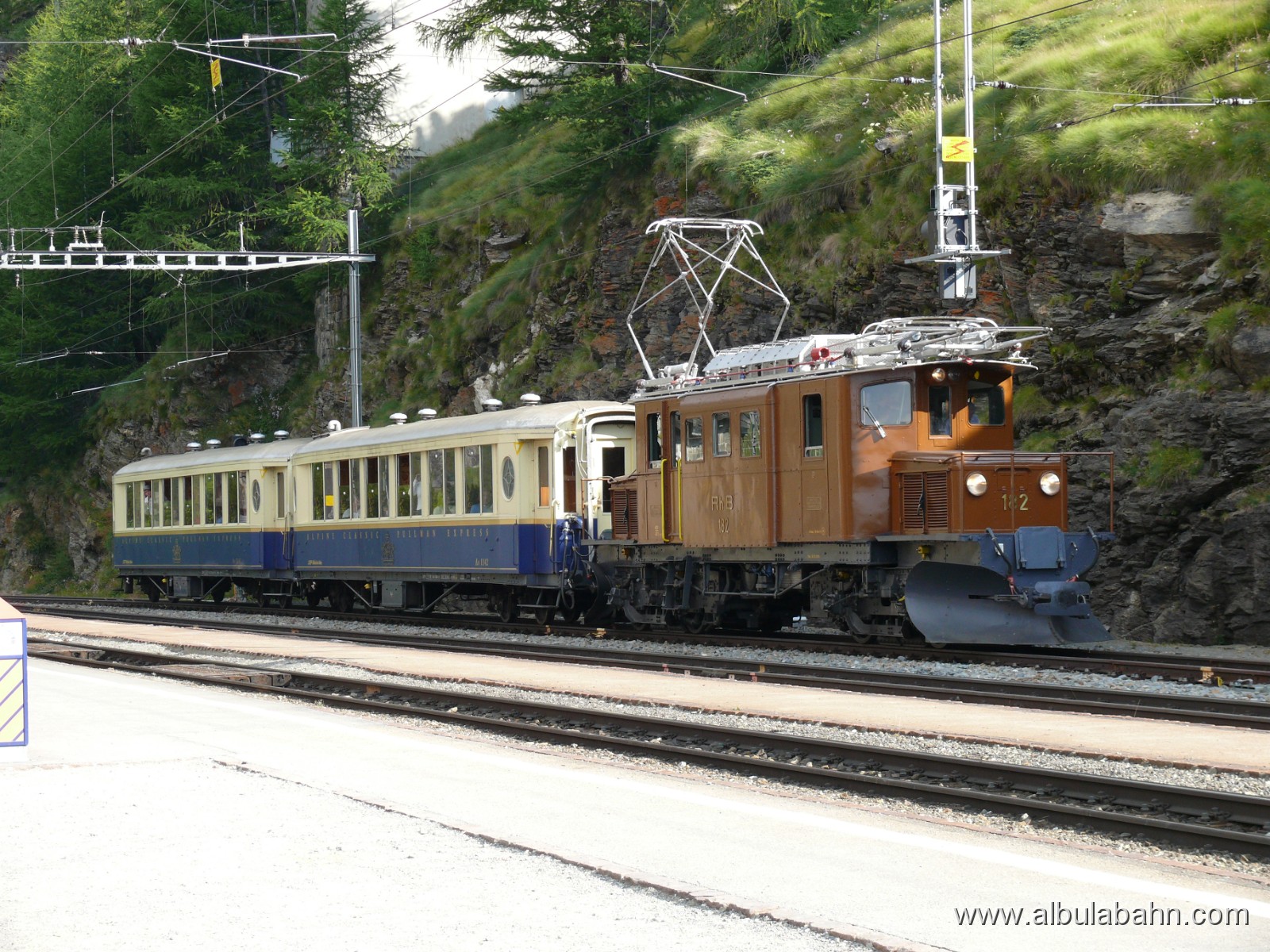 P1120669.JPG - Alp Grüm
