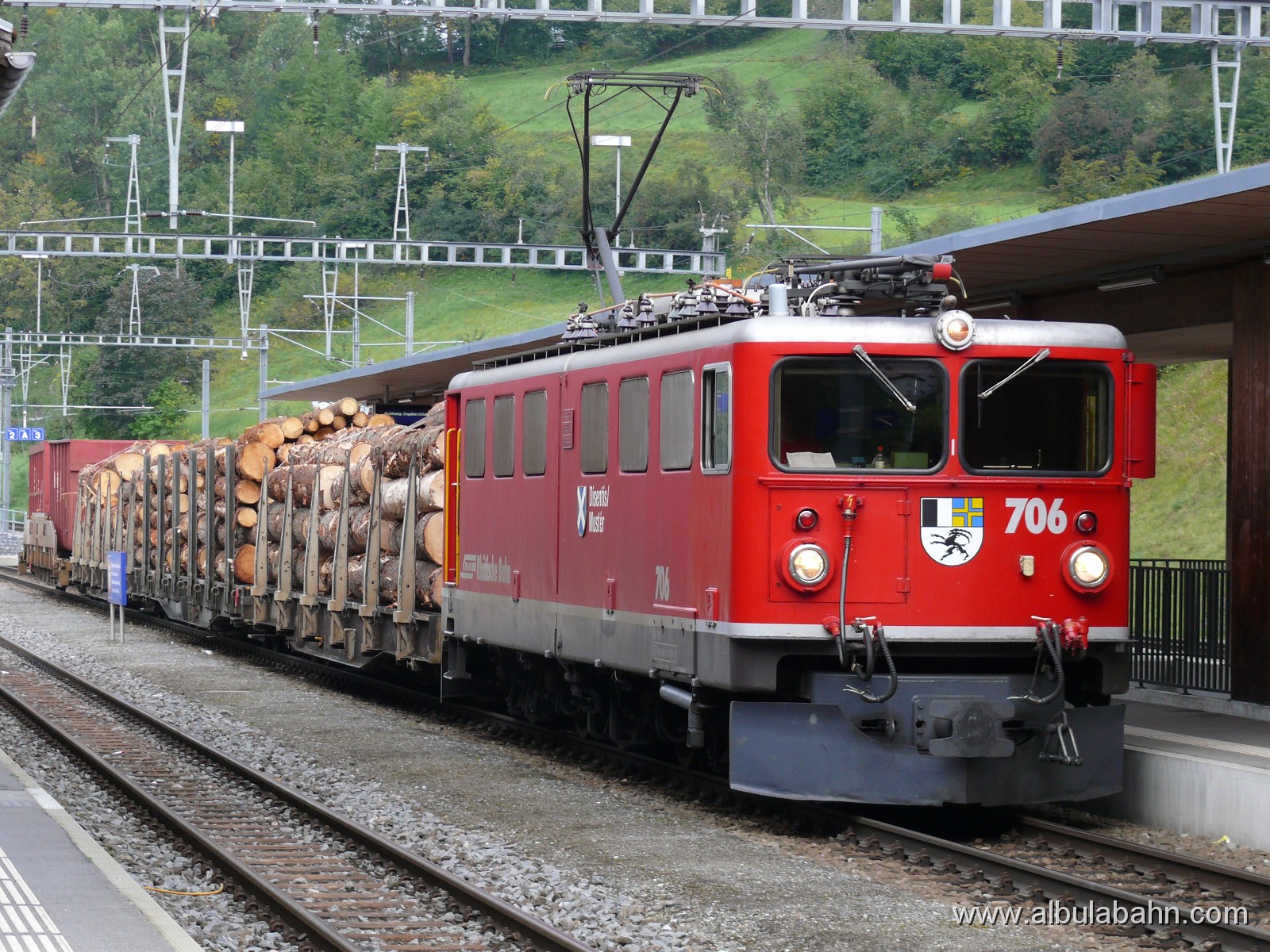 P1160251.JPG - Bahnhof Filisur