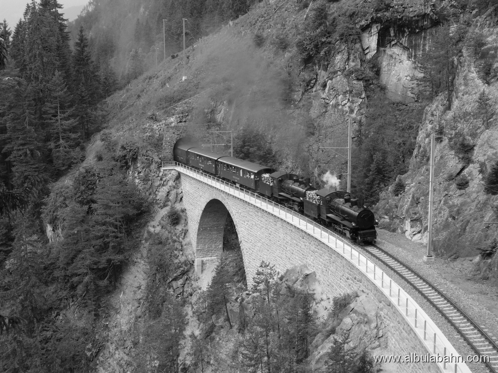P1170211sw.jpg - Stulsertobelviadukt